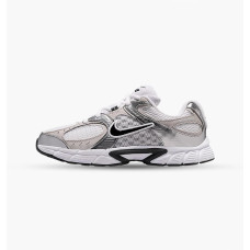 Кросівки Nike V5 RNR