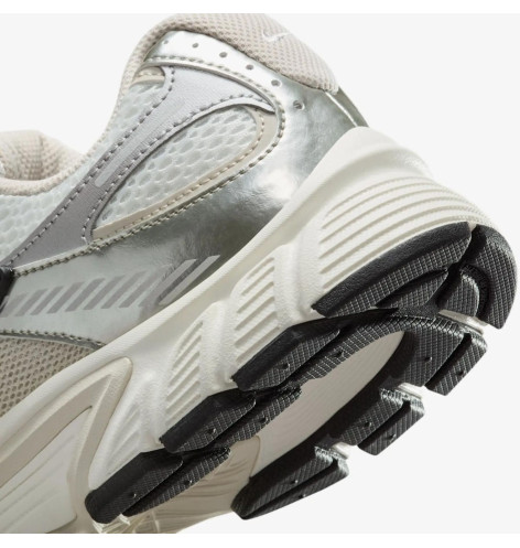 Nike V5 RNR 