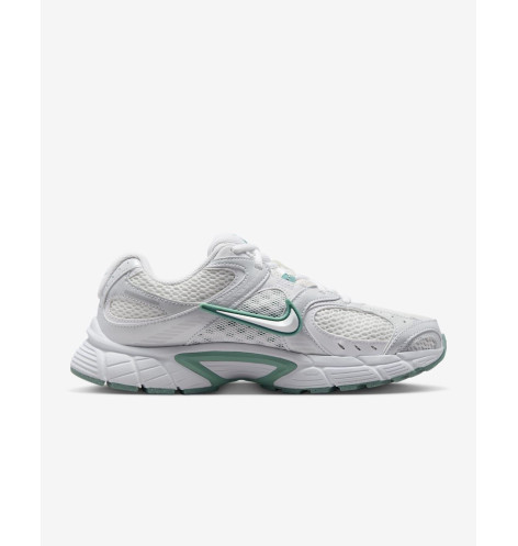 Nike V5 RNR Summit White Cannon