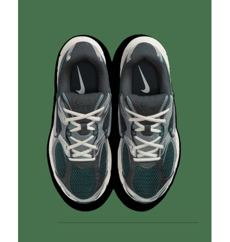 Nike V5 RNR Seaweed Metallic