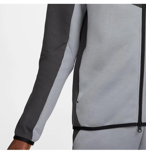 Кофта Nike Tech Full-Zip Windrunner