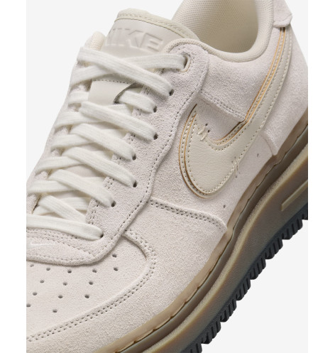 Nike Air Force 1 Low Luxe Light Orewood Brown Gum