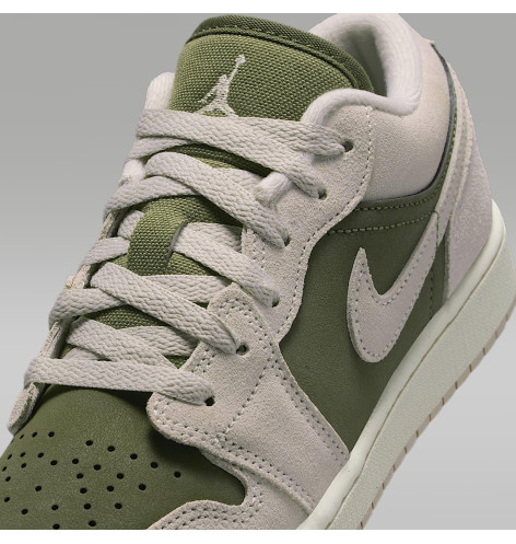 Air Jordan 1 Low SE GS Medium Olive Sail