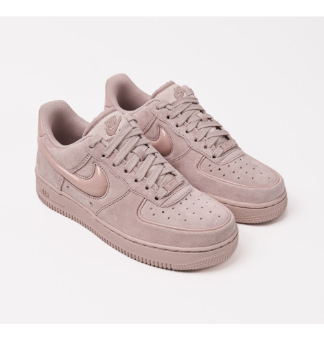 Кросівки жіночі Nike Air Force 1 07 Pink HV4406-601 38