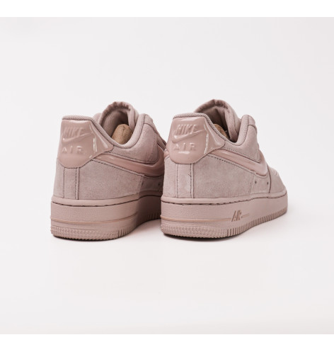 Кросівки жіночі Nike Air Force 1 07 Pink HV4406-601 38