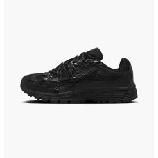 Кросівки Nike P-6000