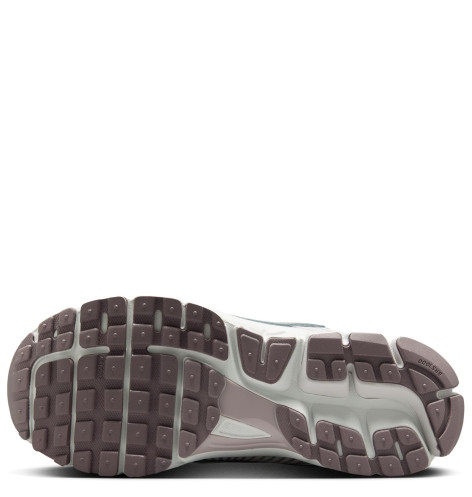Nike Zoom Vomero 5 Metallic Silver Platinum Violet
