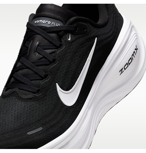 Кросівки Nike Vomero Plus