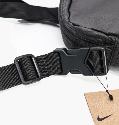 Nike Heritage Black