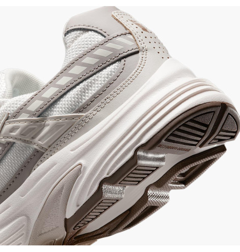 Кросівки Nike Initiator