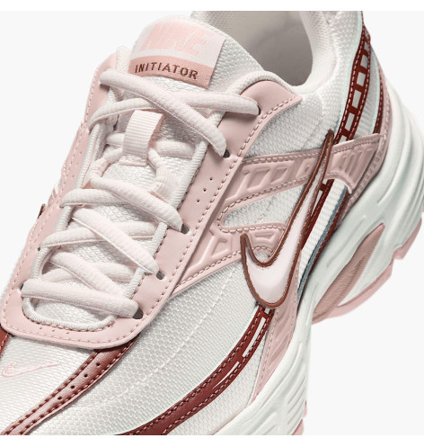 Nike Initiator Red Sepia Echo Pink