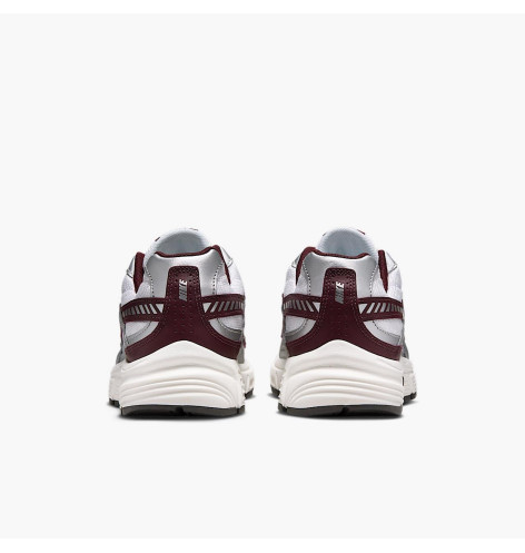 Nike Initiator White Burgundy Crush