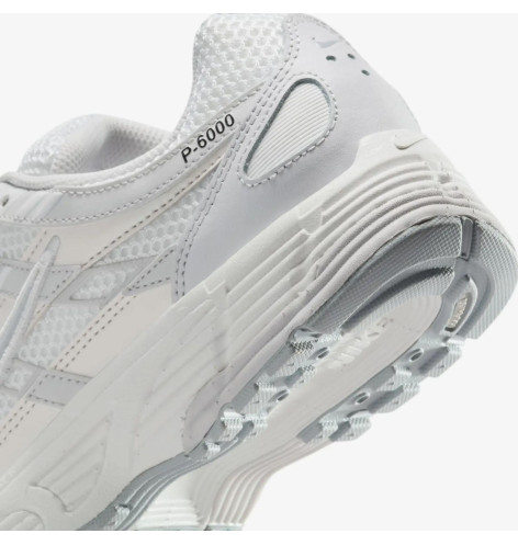 Nike W P-6000