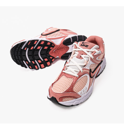 Кросівки жіночі Nike V5 Rnr Peach IF2330-600 37.5
