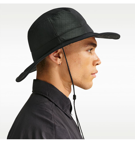 Панама Nike ACG Apex
