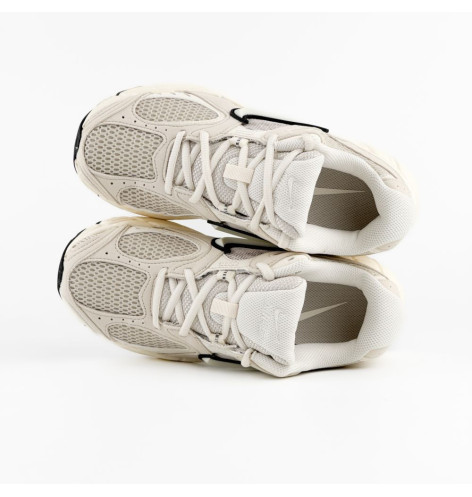 Nike V5 RNR Light Orewood Brown