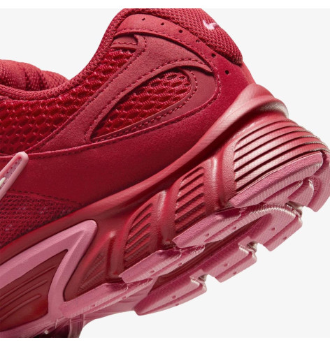 Nike V5 RNR Team Crimson Peony