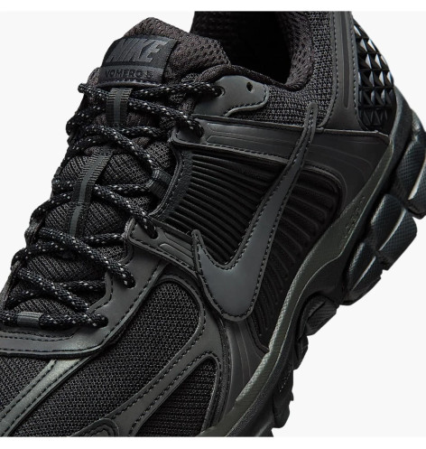 Nike Zoom Vomero 5 Reflective