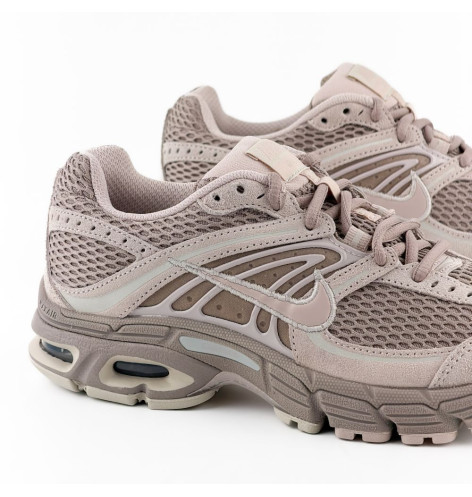Nike Air Max Moto 2K