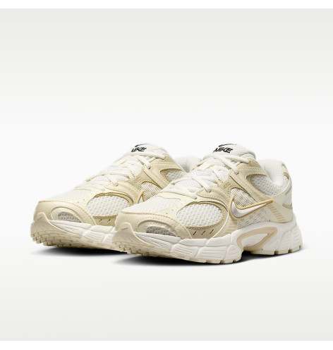 Кросівки унісекс Nike V5 Rnr Se Beige IO0464-101 40