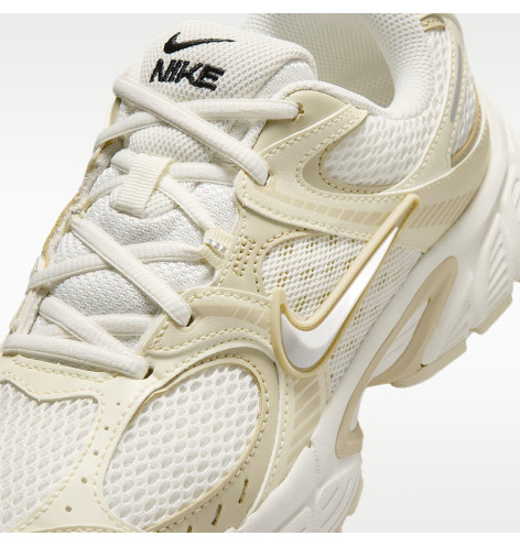 Кросівки унісекс Nike V5 Rnr Se Beige IO0464-101 40