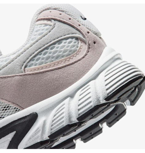Кросівки Nike V5 RNR Suede