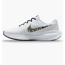 Кросівки Nike Revolution 8