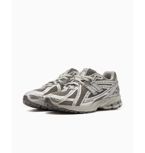 New Balance 1906R