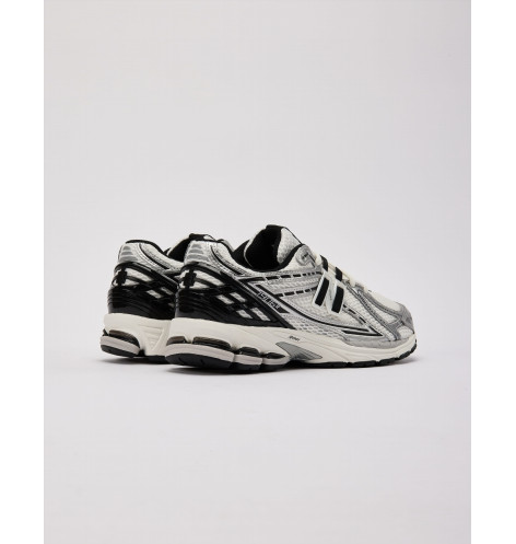 New Balance 1906R Silver Metallic Black