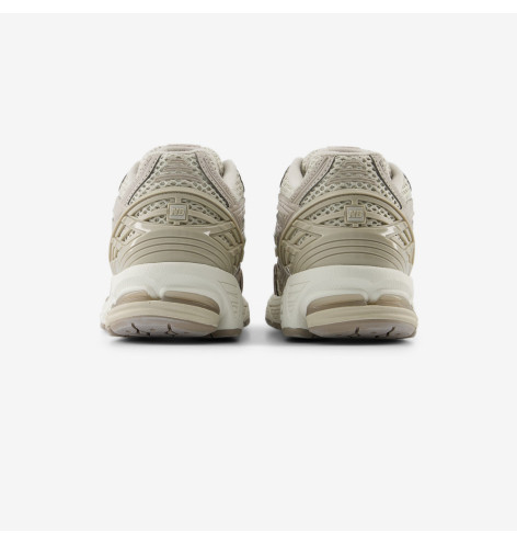 New balance 1906 бежевые сетка