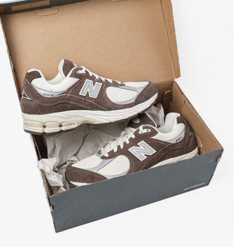 New Balance 2002R Brown