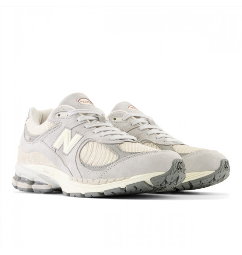 New balance 2002R