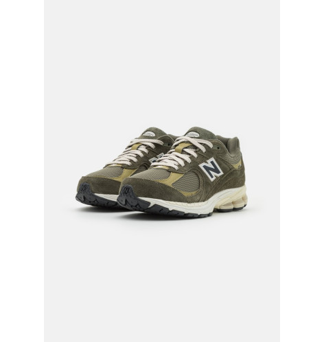 New Balance 2002R