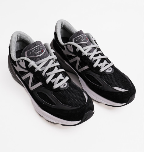 New Balance 990V6