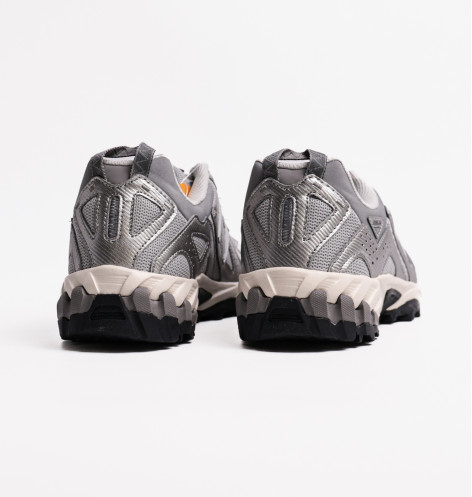 Кросівки унісекс New Balance 610 Metallic ML610TAU 37