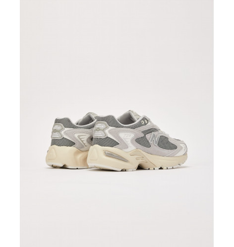 Кросівки New Balance 725