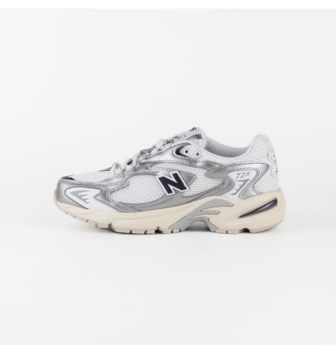 New Balance 725 White