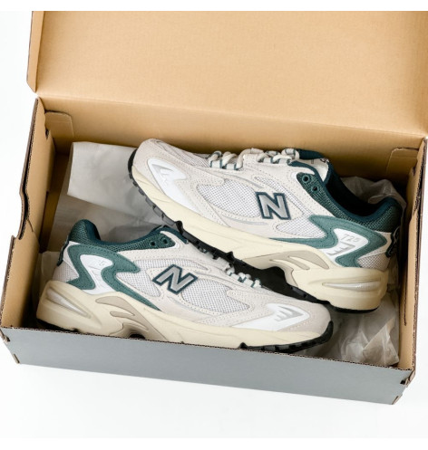 New Balance 725 White Green