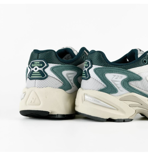 New Balance 725 White Green