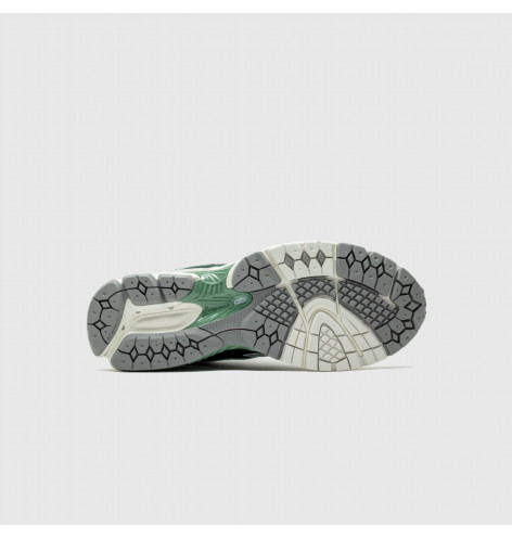 New Balance 860v2 Mallard Green