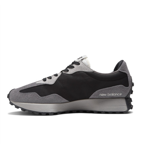 New Balance 327