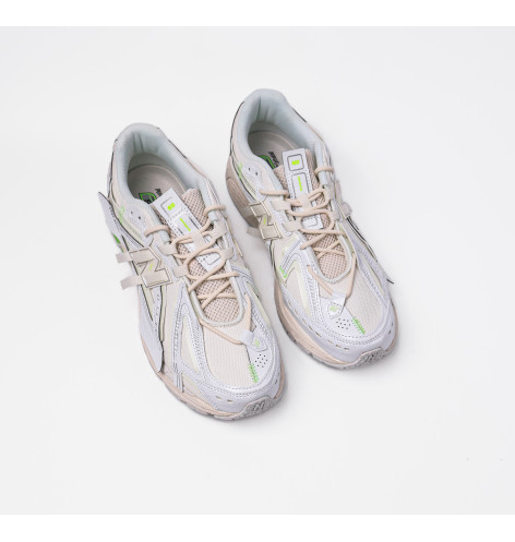 New Balance 1906a