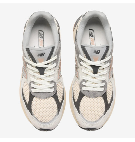 New Balance 2010