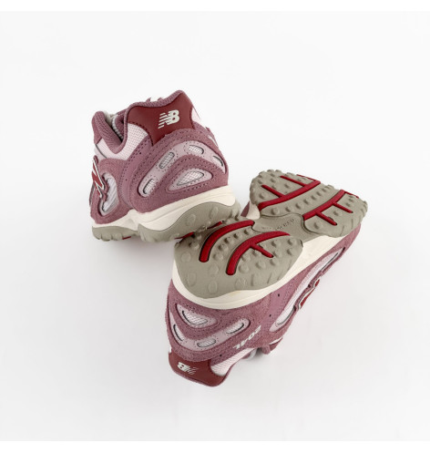 Кросівки жіночі New Balance 204L Pink U204L7AM 38