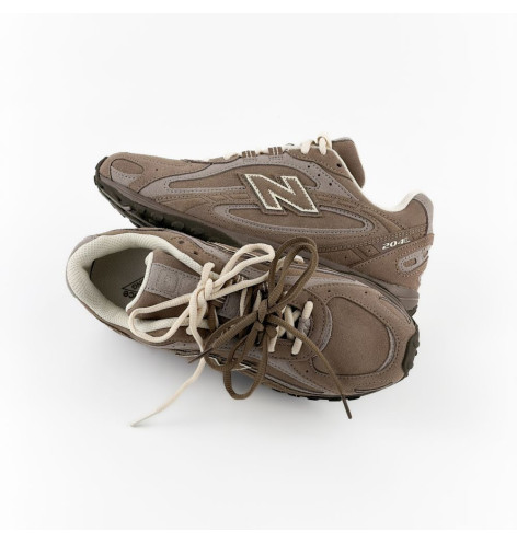 New Balance 204L Mushroom Arid Stone