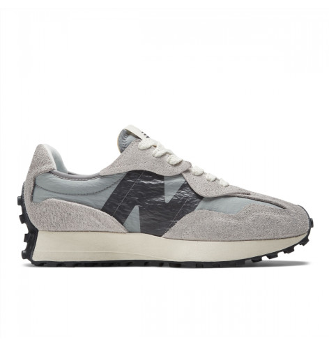 New Balance 327