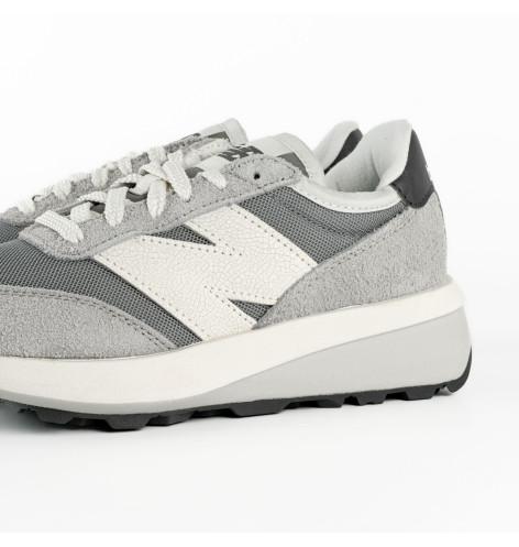 Кросівки New Balance 370