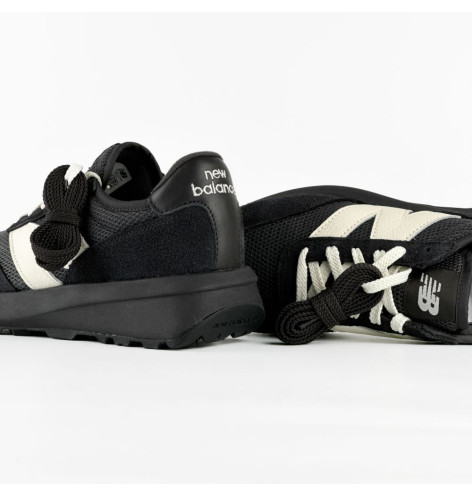 New Balance 370 Black Cement