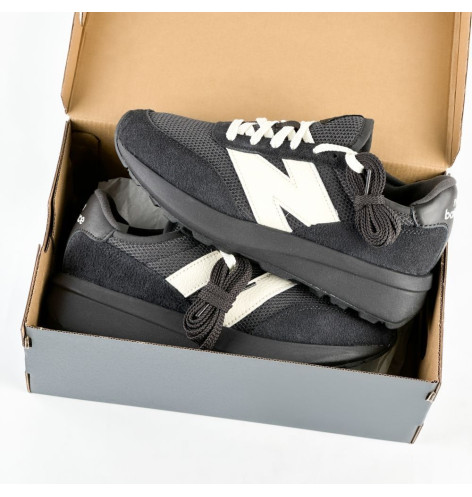 New Balance 370 Black Cement
