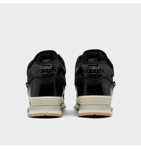 New Balance U574